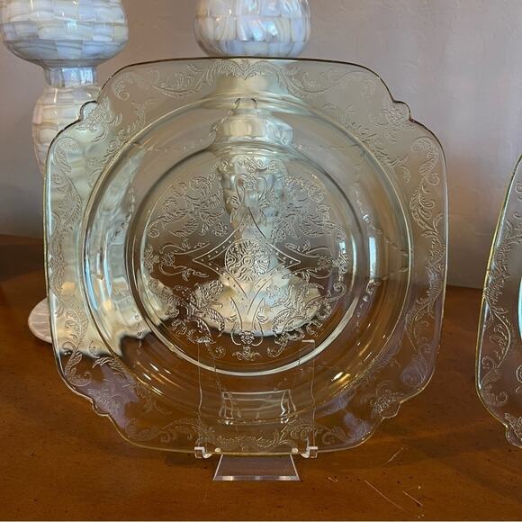 Federal Madrid Amber Depression Glass Plate 9” – Antique (1932–1938) - Picture 11 of 11